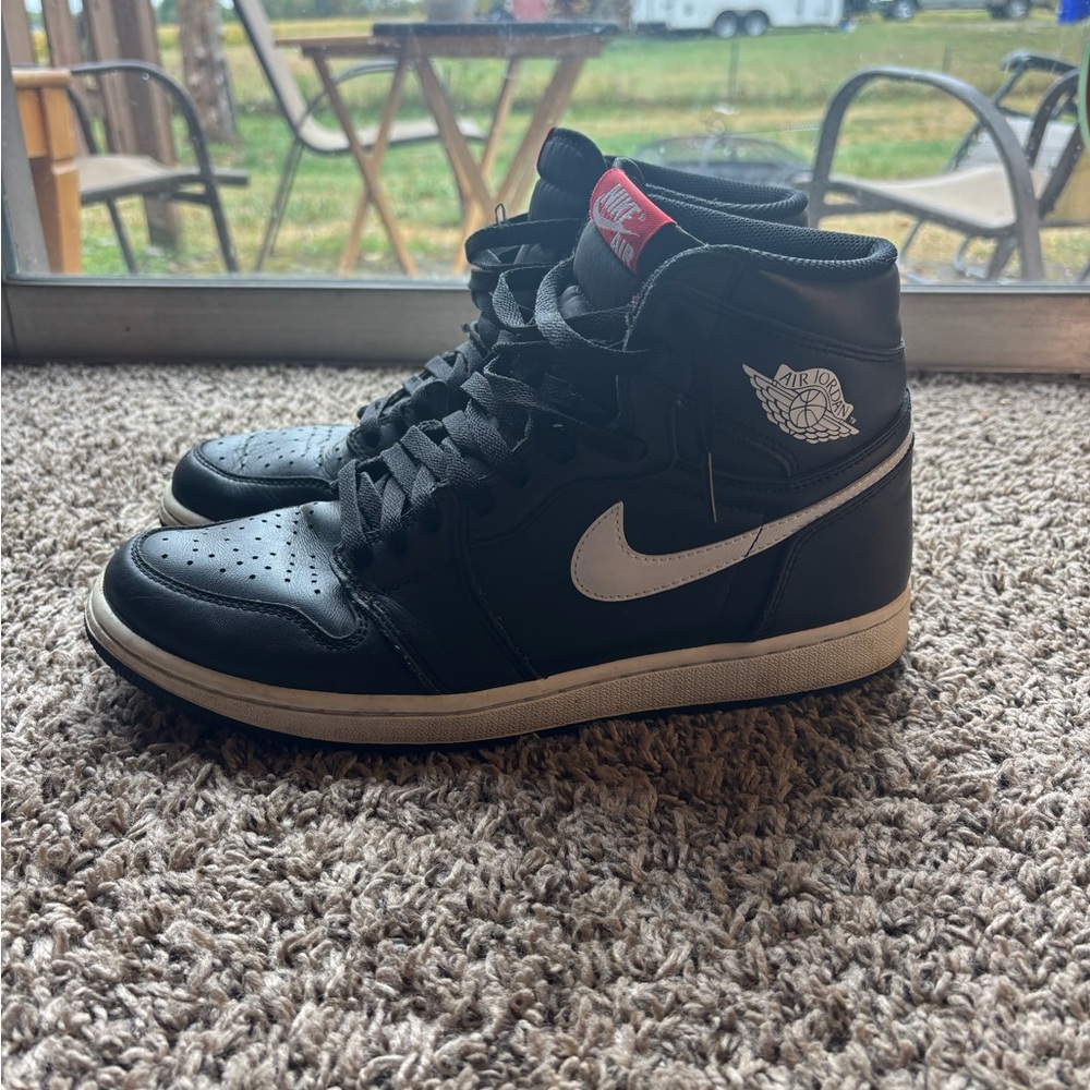 Nike Jordan 1’s high US:10.5